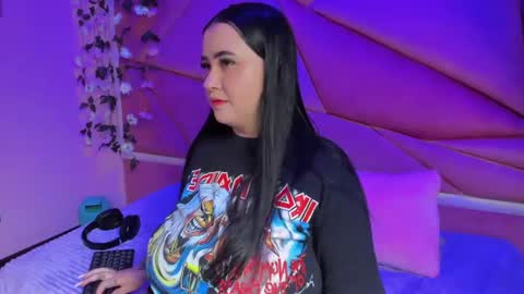 Victoria online show from 11, 10, 2025