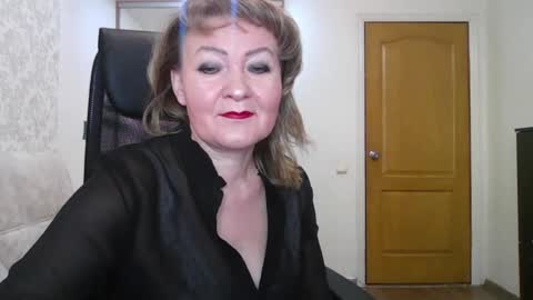 Snapshot of victoria_secrets_ chatting on 13, 12, 2024 Victoria online show from 13, 12, 2024