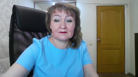 Snapshot of victoria_secrets_ chatting on 10, 1, 2025 Victoria online show from 10, 1, 2025