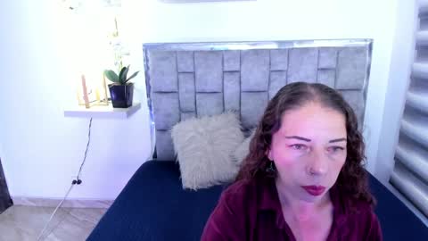 Snapshot of victoria_smiithh chatting on 10, 4, 2026 Victoria online show from 10, 4, 2026