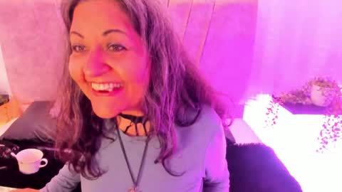 victoriaa_anderson_ online show from 28, 5, 2026