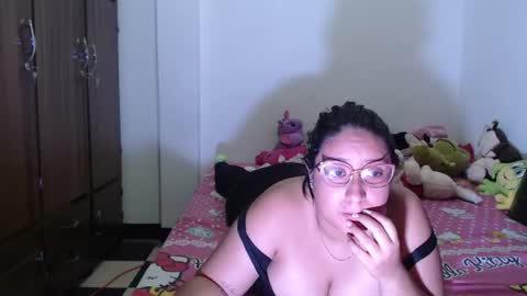 Victoria Silva online show from 11, 6, 2026