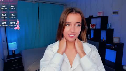Snapshot of victoriadreamtt chatting on 7, 12, 2024 Anasteisha Day Helen Night online show from 7, 12, 2024