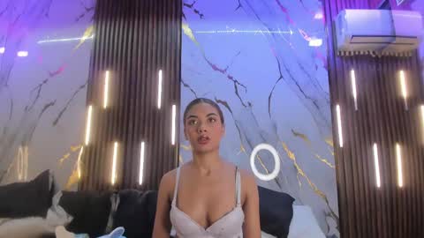 Victoria  online show from 10, 5, 2026