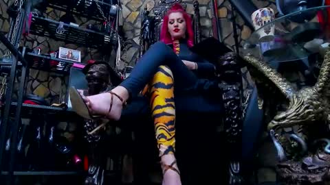 Victoria Heller online show from 13, 2, 2025