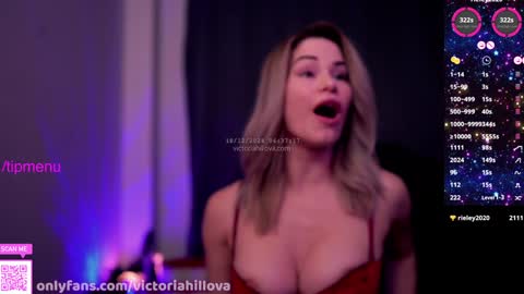 Snapshot of victoriahillova chatting on 18, 12, 2024 Victoria Hillova online show from 18, 12, 2024