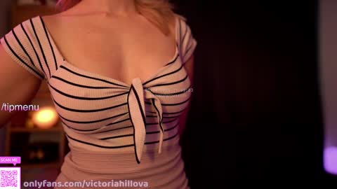 Snapshot of victoriahillova chatting on 5, 10, 2025 Victoria Hillova online show from 5, 10, 2025