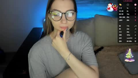 Snapshot of victoriakittty chatting on 21, 12, 2025 Victoria online show from 21, 12, 2025