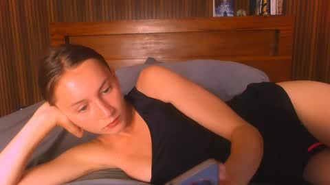 Eva and Victor online show from 22, 4, 2026