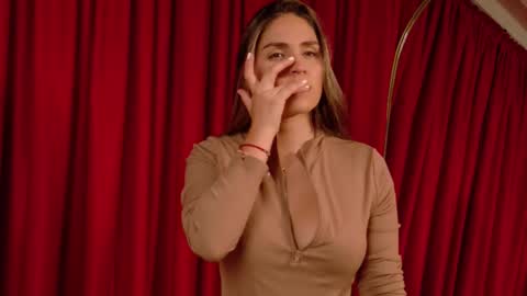 VictoriaNova online show from 18, 3, 2026