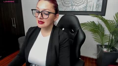 Snapshot of victoriapaker chatting on 28, 2, 2026 victoriapaker online show from 28, 2, 2026