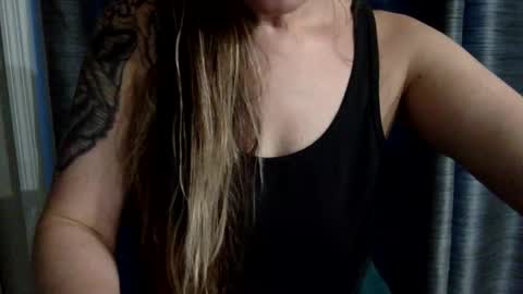 Snapshot of victoriaskyee chatting on 11, 4, 2026 victoriaskyee online show from 11, 4, 2026