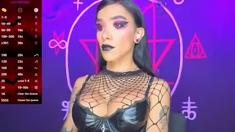 Victoria Vampire online show from 9, 11, 2025