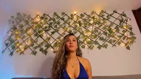 victoriia_rose_ online show from 12, 1, 2026