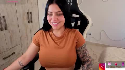 V  I C  T O R I A  online show from 2, 3, 2026