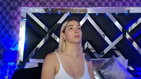 victtoria lee online show from 12, 5, 2026