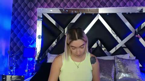 victtoria lee online show from 19, 5, 2026