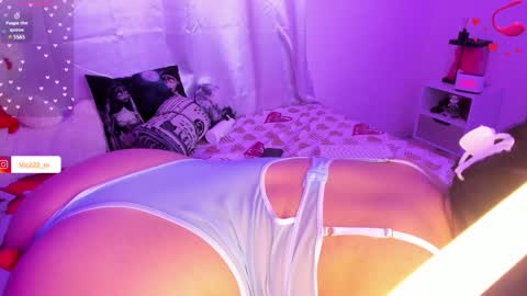 Snapshot of victtoriamoon_1 chatting on 14, 1, 2025 Moon online show from 14, 1, 2025