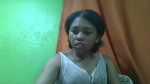 Snapshot of vierge28430 chatting on 22, 4, 2026 vierge28430 online show from 22, 4, 2026