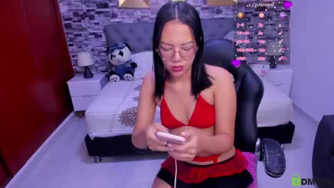 Violet online show from 27, 4, 2026