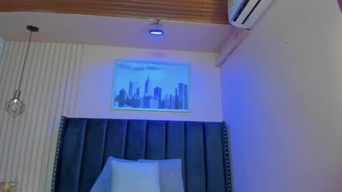 Viiolett online show from 18, 1, 2025