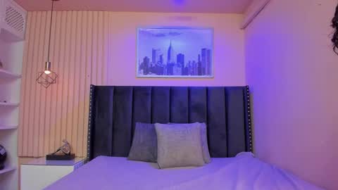 Viiolett online show from 18, 10, 2025