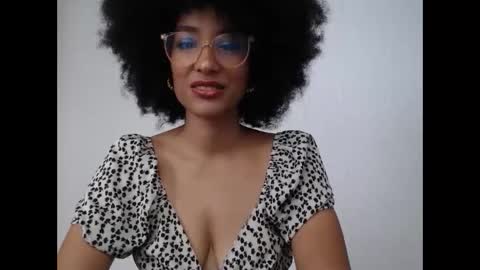 viiolettaaa online show from 30, 4, 2026