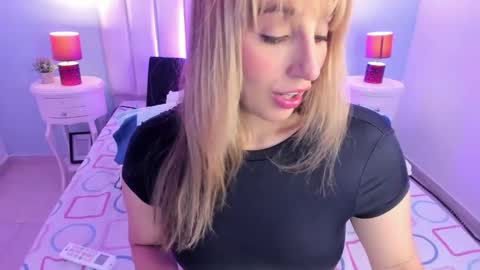 Violet online show from 4, 5, 2026
