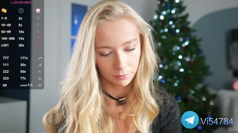Snapshot of vika54784 chatting on 8, 12, 2024 vika54784 online show from 8, 12, 2024
