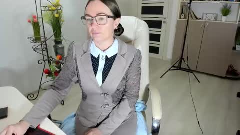 Ukrainian-woman online show from 21, 12, 2025