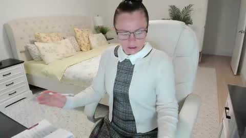 Ukrainian-woman online show from 15, 5, 2026