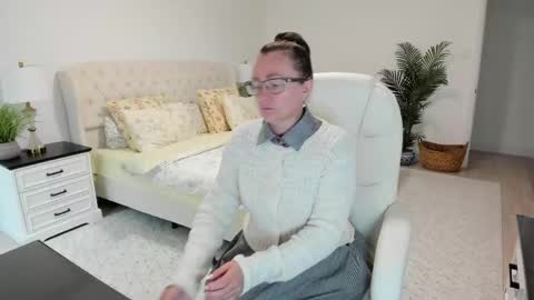 Ukrainian-woman online show from 22, 5, 2026