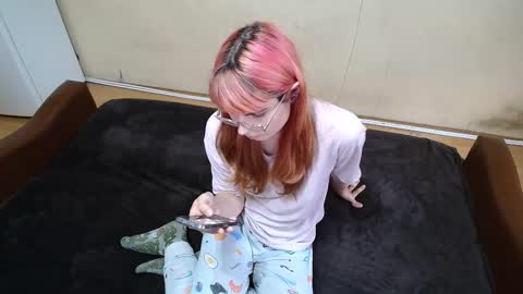 Lizochka1337 online show from 19, 9, 2025