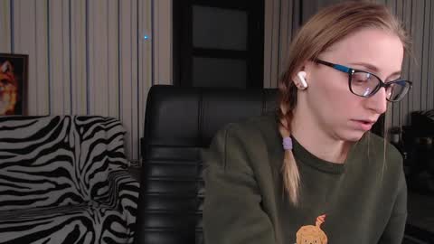 Vika online show from 12, 3, 2025