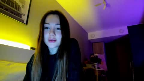 Snapshot of vikawels chatting on 1, 10, 2025 Vika   online show from 1, 10, 2025