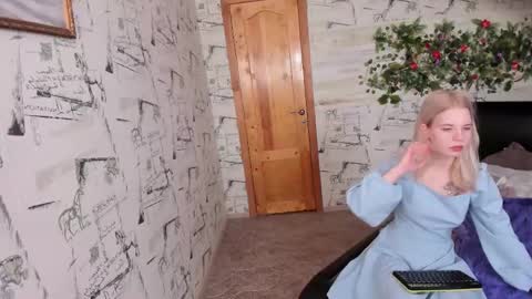 viki_lins online show from 14, 2, 2025
