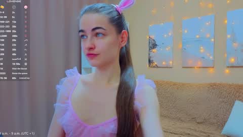 Snapshot of vikiberry chatting on 4, 4, 2026 vikiberry online show from 4, 4, 2026