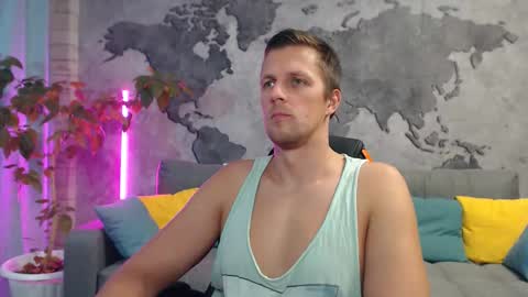 Snapshot of vikingchrisss chatting on 8, 11, 2025 vikingchrisss online show from 8, 11, 2025