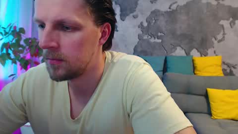 Snapshot of vikingchrisss chatting on 17, 4, 2026 vikingchrisss online show from 17, 4, 2026
