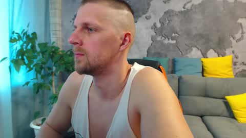 Snapshot of vikingchrisss chatting on 7, 5, 2026 vikingchrisss online show from 7, 5, 2026