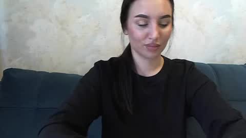 Snapshot of vikipop chatting on 19, 2, 2025 vikipop online show from 19, 2, 2025