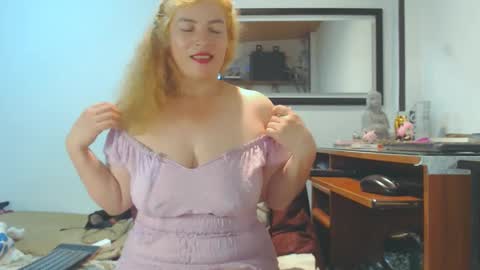 VIKKKTORIAAA online show from 13, 12, 2024