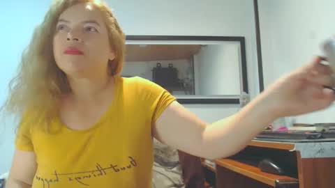 VIKKKTORIAAA online show from 22, 12, 2024