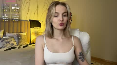 Vikky online show from 23, 4, 2026