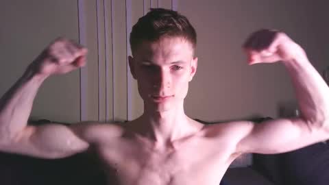 Snapshot of viksons chatting on 10, 10, 2025 Max online show from 10, 10, 2025