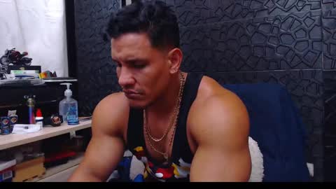 Viktor Herrera online show from 4, 1, 2025