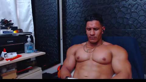 Viktor Herrera online show from 10, 1, 2025