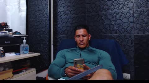 Viktor Herrera online show from 23, 1, 2025