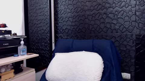 Viktor Herrera online show from 15, 2, 2025