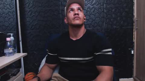 Viktor Herrera online show from 5, 10, 2025